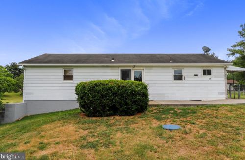 10601 Scenic View Dr, Upton PA  17225-9359 exterior