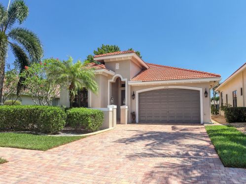 6892 Adriano Dr, Boynton Beach, FL 33437-3590