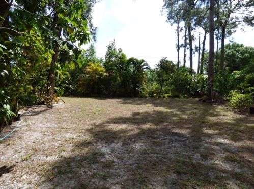 314 Jackson Ave, Lehigh Acres FL 33972-4415 exterior