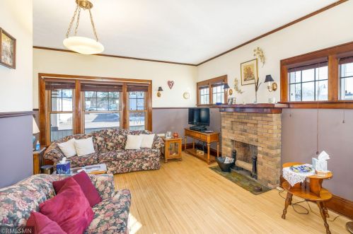 1407 Cloquet Ave, Scanlon, MN 55720-1943