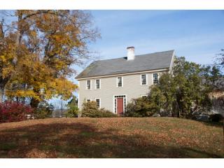 22 Peterborough Rd, Hancock NH  03449-6117 exterior