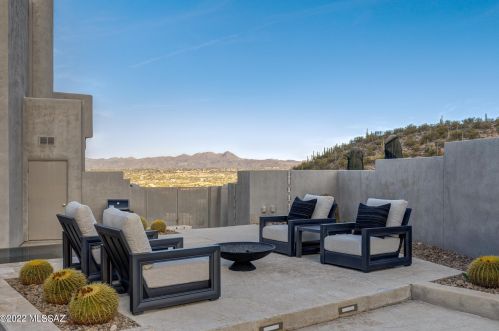 2116 Buck Rdg Pl, Tucson AZ exterior