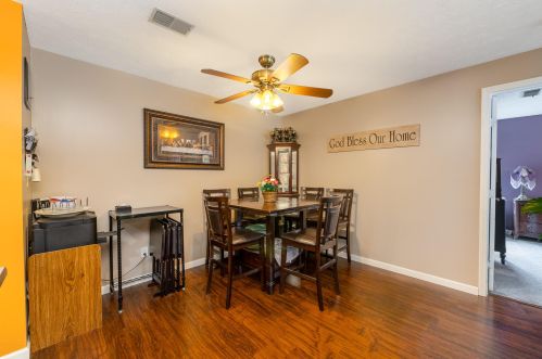 27 Rio Grande Cir, Florence, KY 41042-9164
