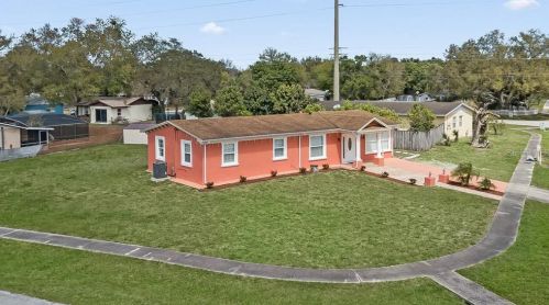 2386 Austin Ave, Deltona, FL 32738-2945