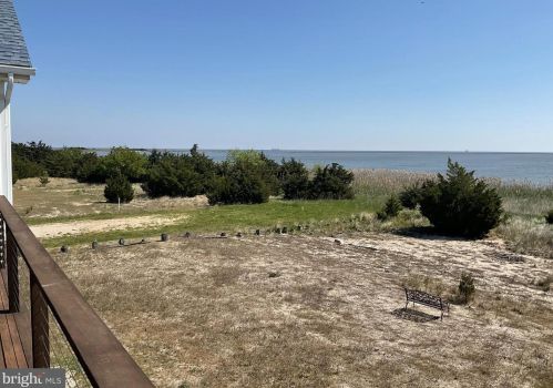107 Sandpiper Dr, Slaughter Beach DE  19963-4923 exterior