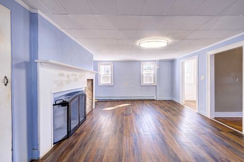 78 Old Glenham Rd, Fishkill NY  12524-3104 exterior