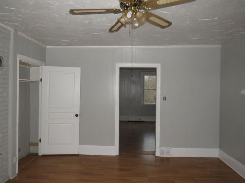 4617 Mount Troy Road Ext, Pittsburgh, PA 15214-1435