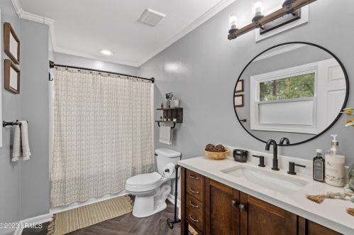 37 Royal Pines Blvd, Beaufort SC  29907-1921 exterior