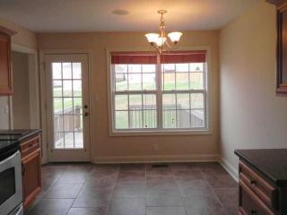 832 Accipiter Cir, Clarksville TN  37043-2710 exterior