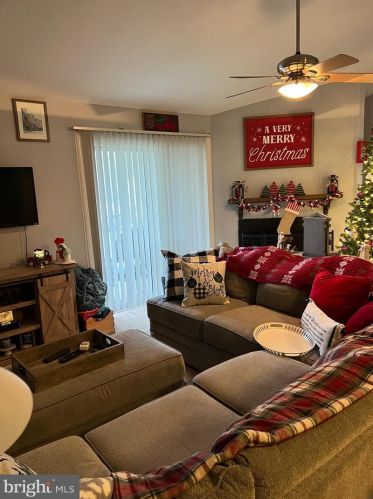 62 Belmont Sta, Southampton PA  18966-3772 exterior