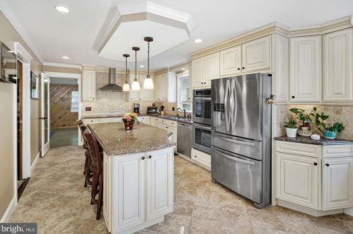 1075 Beech Hollow Rd, Prospectville, PA 19002-2748