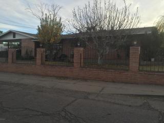 431 Pajarito St, Nogales, AZ 85621-2152