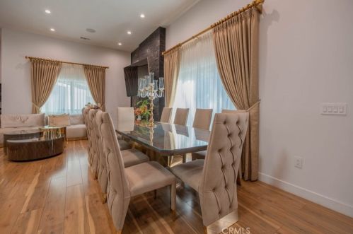 3411 Chevy Chase Dr, Glendale CA  91206-1418 exterior