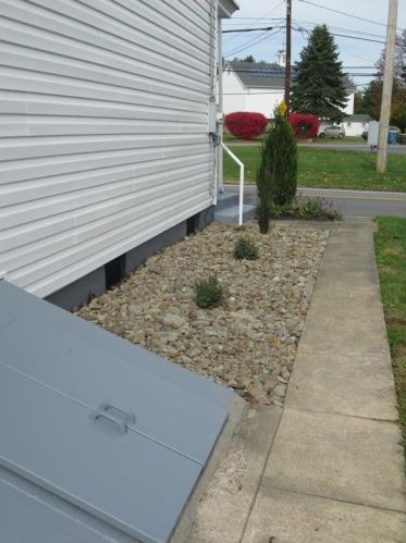 8922 Brookdale Rd, Breinigsville PA  18031-1248 exterior