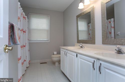 1845 Ferguson Ln, Blue Bell PA  19422-1308 exterior