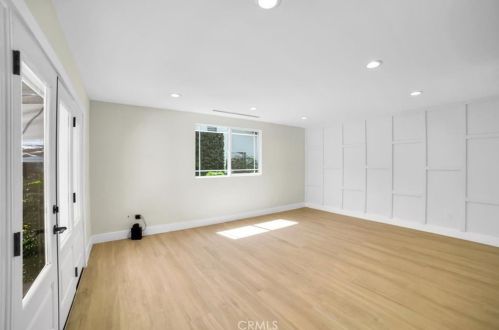 11512 La Maida St, North Hollywood CA  91601-4323 exterior