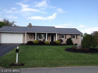 73 Yeager Dr, Lees Cross Roads, PA 17257-9381