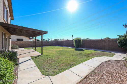 4231 Whispering Wind Dr, Glendale AZ  85310-5178 exterior
