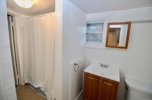 369 Route 17, Tuxedo Park NY  10987-4306 exterior