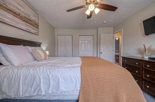 116 Bruton Dr, Gibsonia PA  15044-9524 exterior