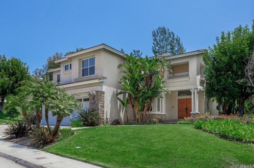 8106 Bailey Way, Anaheim, CA 92808-2513