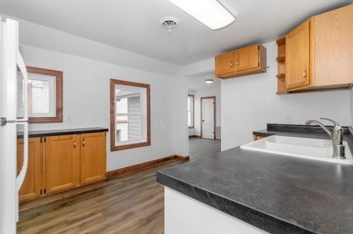 408 Center St, Beaver Dam WI  53916-2050 exterior