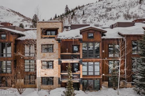 2800 Deer Valley Dr, Park City UT  84060 exterior