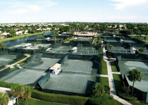 15319 Strathearn Dr, Delray Beach FL  11003-2856 exterior