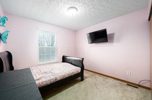 8311 Crete Ln, Blacklick OH  43004-8307 exterior