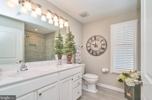 1201 Happy Ridge Dr, Front Royal VA  22630 exterior