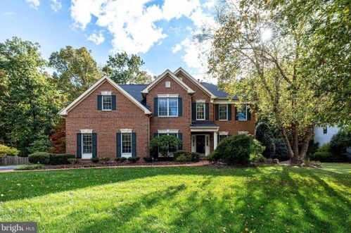 3211 Winter Sun Ter, Herndon VA  20171-1939 exterior