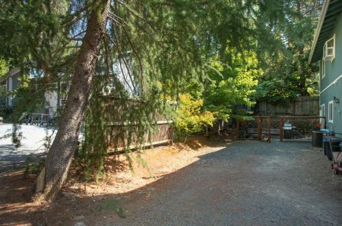 10819 Walker Dr, Grass Valley CA  95945-6912 exterior