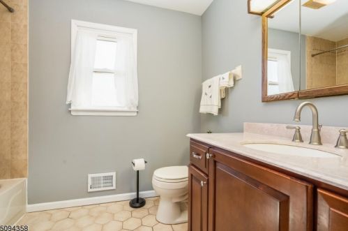 115 Johanna Farms Rd, East Amwell Township NJ  08551-2009 exterior