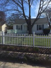 39 Thorburn St, Canaan Lake, NY 11772-3928