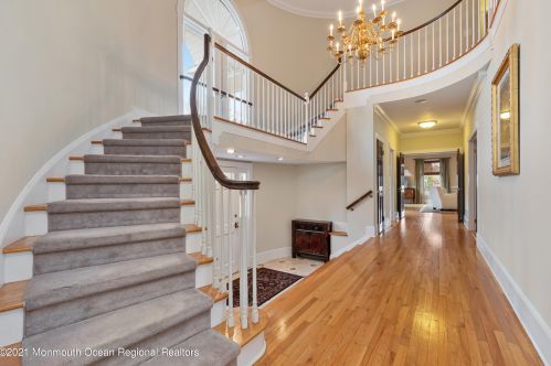 24 Blossom Cove Rd, Tinton Falls, NJ 07701-6302