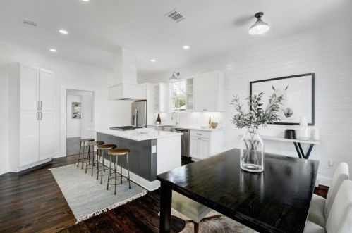 4703 Delores Ave, Austin TX 78721-2001 exterior