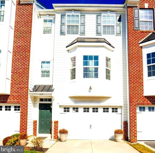 124 Winterberry Way, West Deptford, NJ 08096-5558