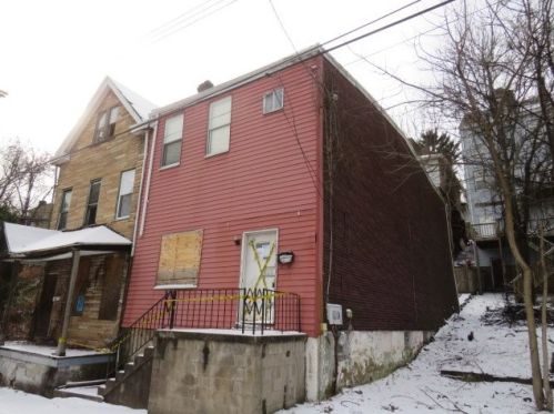 2705 Leland St, Pittsburgh, PA 15214-2815