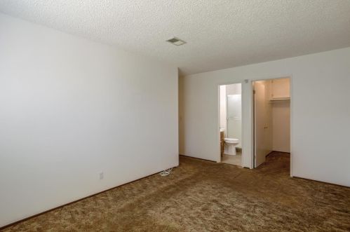 1822 Flickinger Ave, San Jose CA  95131-1920 exterior