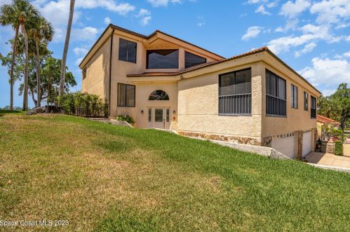 3686 Muirfield Dr, Titusville FL  32780-3446 exterior