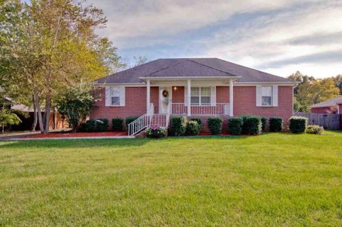 23054 Pepper Rd, Athens, AL 35613-7012