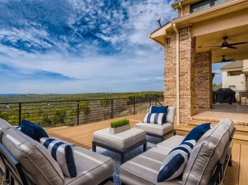 5720 Brittlyns Ct, Austin, TX 78730-1464