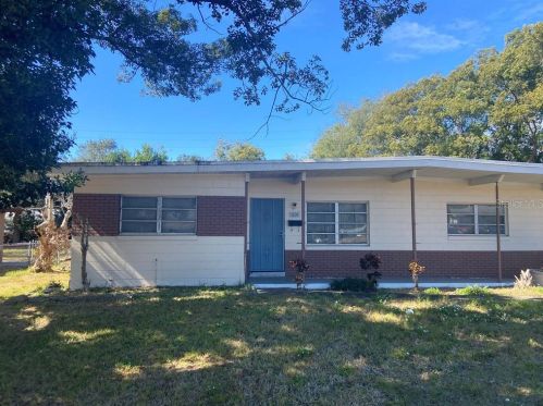1834 Powers Dr, Orlando, FL 32818-5358
