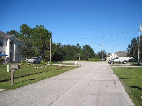 706 Swallow Ln, Kissimmee, FL 34759-4502