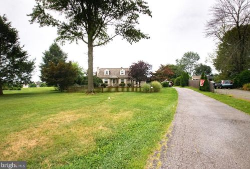 590 Borough Line Rd, Collegeville PA  19426-2804 exterior