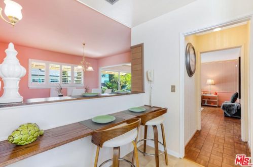 5726 Aldea Ave, Van Nuys CA 91316-1416 exterior