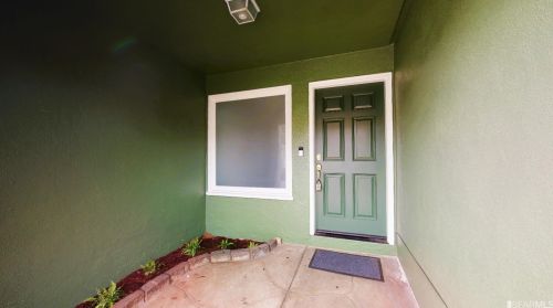 49 Garibaldi St, Daly City, CA 94014-2248