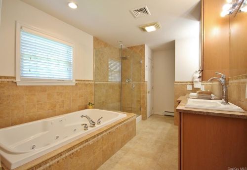 1774 Pleasantville Rd, Briarcliff NY  10510-1116 exterior