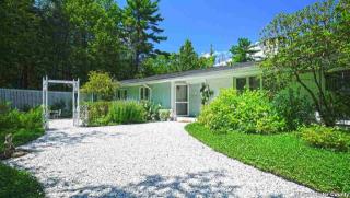 112 Broadview Rd, Woodstock, NY 12498-1406