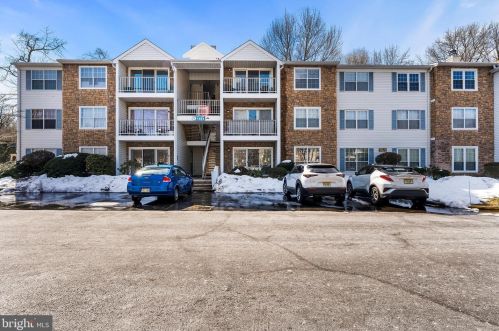 64 Holly Ct, Trenton NJ 08619-4636 exterior